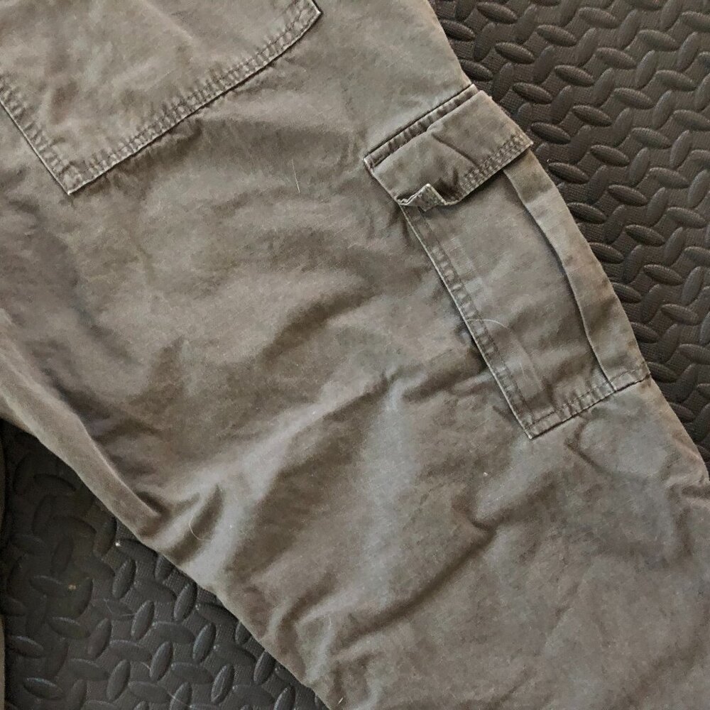 WRANGLER AUTHENTIC ISSUE CARGO PANTS SIZE 40x30 ZIP FRONT - Picture 9 of 10